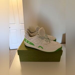 Gucci  Sneakers – Size 40